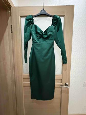 Продам платья,Абаю и легкую шубку