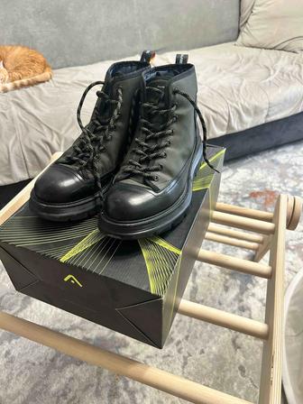 Ботинки ambitious 42р