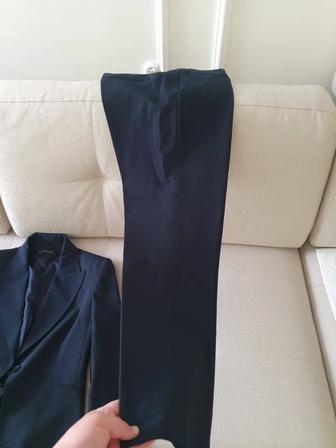 Костюм брючный, в отличном состоянии 44-46 размер