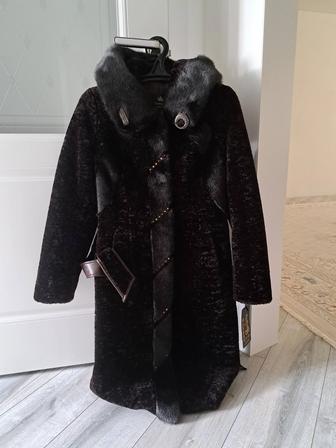 Продам новую эко шубу