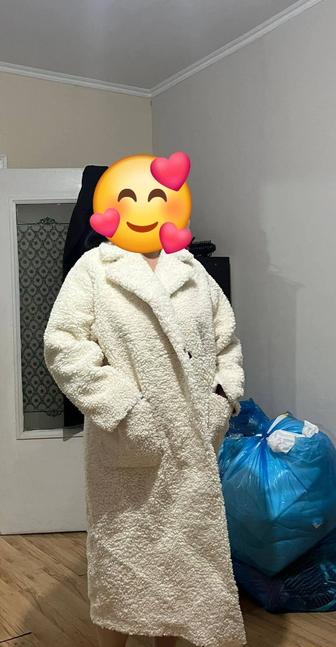 Продам шубку тедди новая в подарок ботфорты