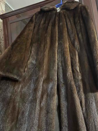 продаю норковую шубу