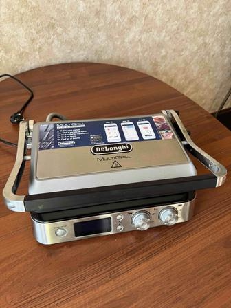 Продам мультигрильницу DeLonghi
