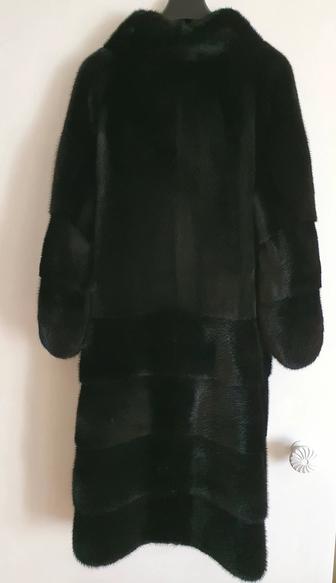 Продам норковую шубу