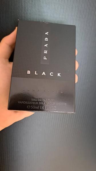 Мужской парфюм Prada Luna Rossa Black