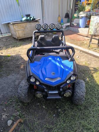 Продам Машину на пульте управления