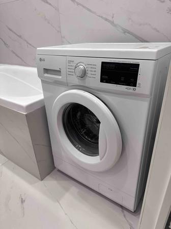 Продается стиральная машина LG