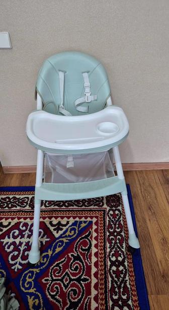 Детский стульчик для кормления. Детский стульчик Астана