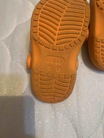 Crocs