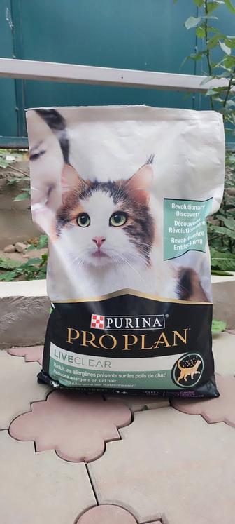 Сухой гипоаллергенный корм для кошек Purina Pro Plan LiveClear.