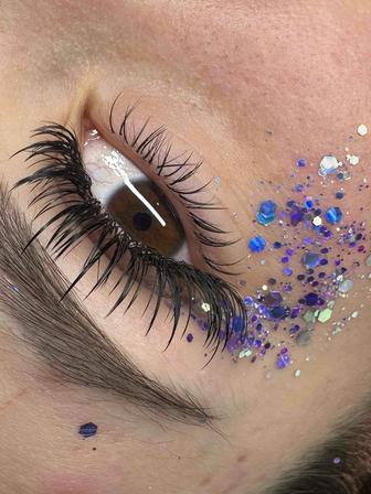 Наращивание ресниц ламинирование бровей,окрашивание,коррекция