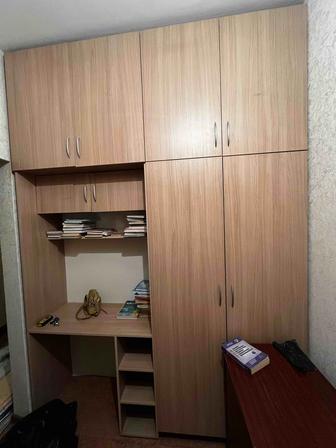 Продам шкаф