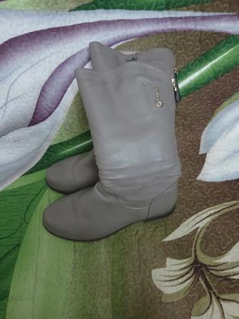 Продам женские сапоги зимние