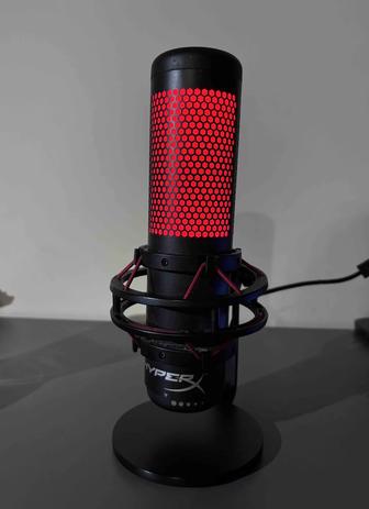 микрофон HyperX Quadcast