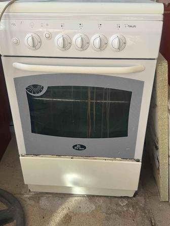 Продаю газовую плиту