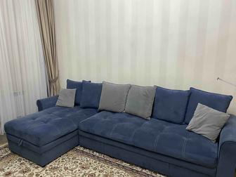 Диван угловой продам