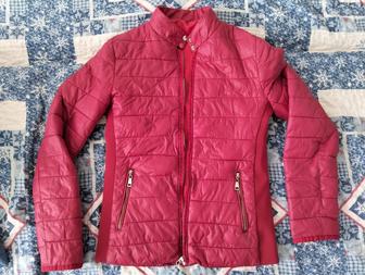 Куртка женская весенняя