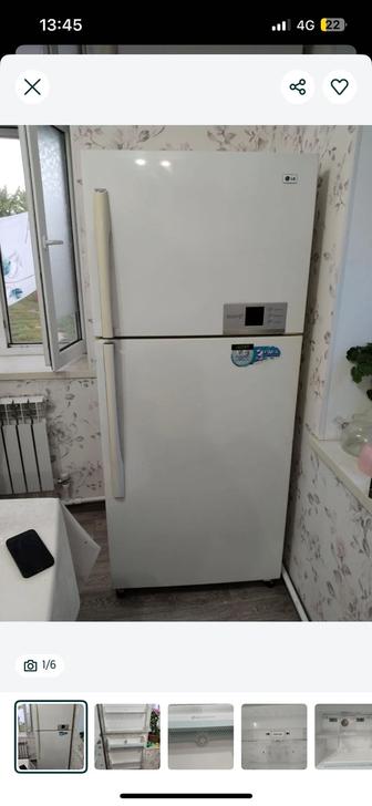 Продам холодильник
