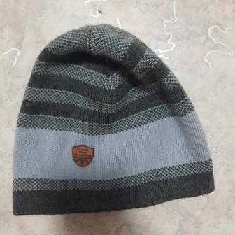 ШАПКИ ДЕТСКИЕ КОМПЛЕКТЫ Вещи бу в хорошем состоянии