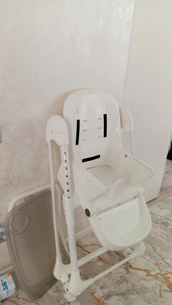 Столик для кормления