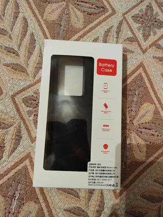 Продам новый чехол с power bank для poko f5