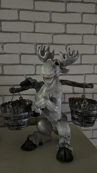 Продам садовую статуэтку