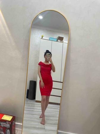 Платья продам