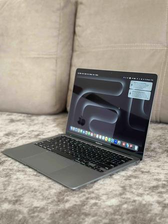 MacBook Air 13 M1