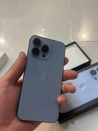iPhone 13 pro 256gb батарея 79%