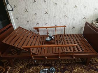 Медицинская кровать