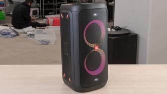 Продам колонку JBL Party box 100
