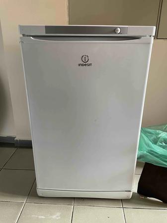 Морозильник Indesit