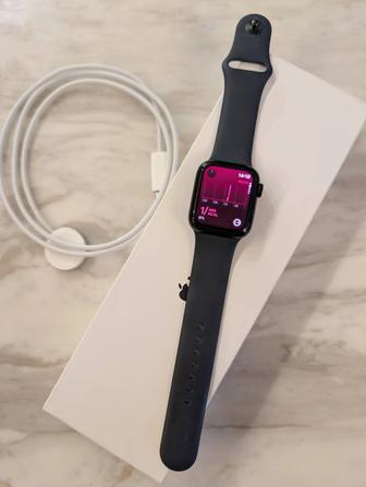 Смарт часы Apple Watch SE 2 40mm