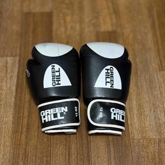 Перчатки для бокса