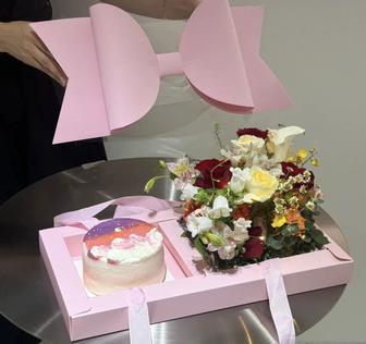 Подарочная коробка с бантом , большая прозрачная упаковка
