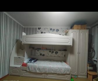 Продам двухъярусную кровать