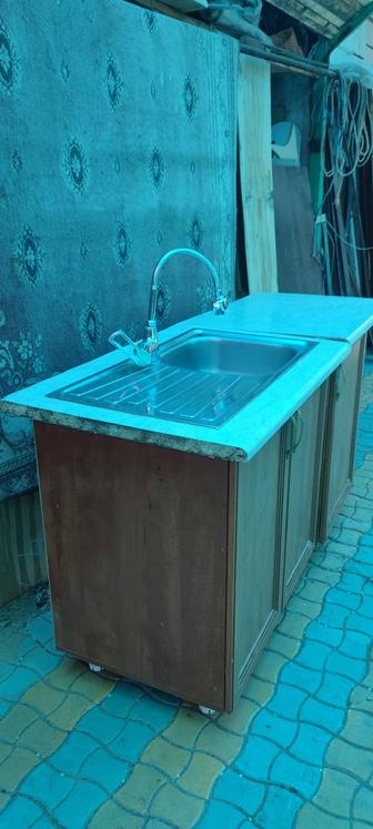Продам кухонный уголок