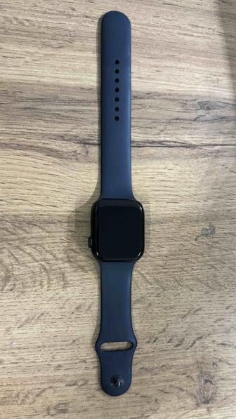 Продаю Apple Watch