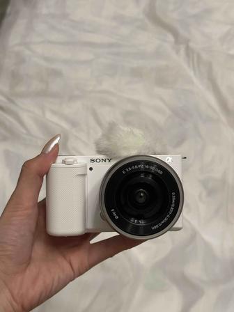 Sony ZV - E10
