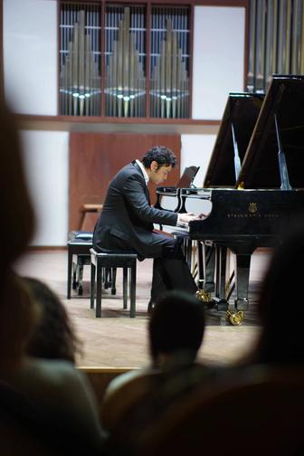 Пианист/музыкант/живая музыка/концертмейстер