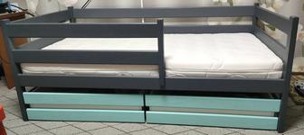 Продам детскую кровать, размер 160 на 80