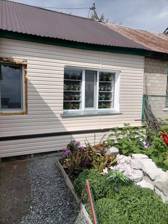 Выполним любые виды работы по сайдингу.
Облицовка фасада сайдингом дом