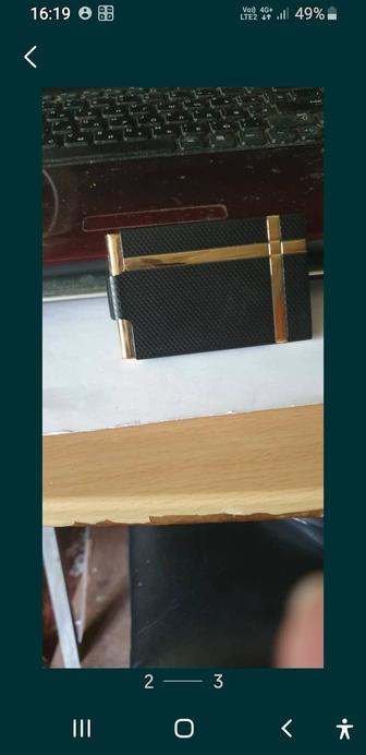 Продам позолоченную визитницу.