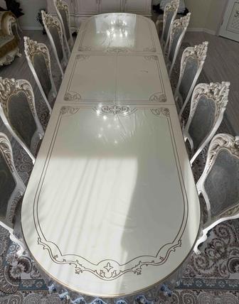 Срочно продам стол и стулья