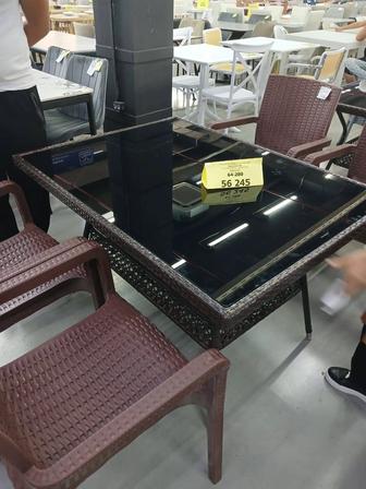 Продам стол