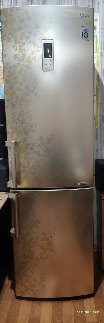 Холодильник LG