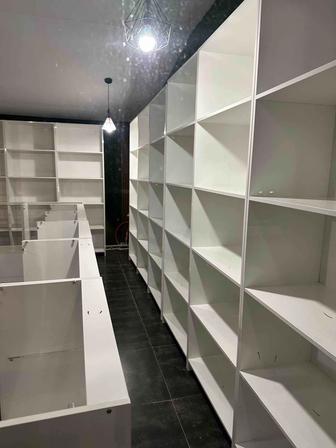 Витрины стеллажи любых размеров