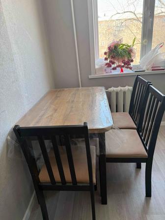 Продам стол и 4 стула