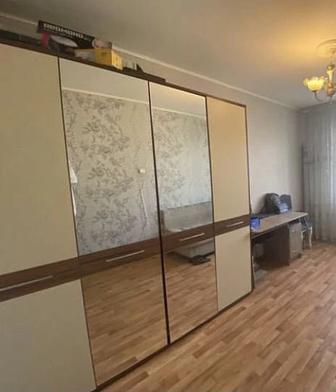 Продам шкаф