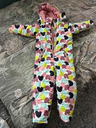 Продам комбинезон зимний 7-8 лет (для девочки)